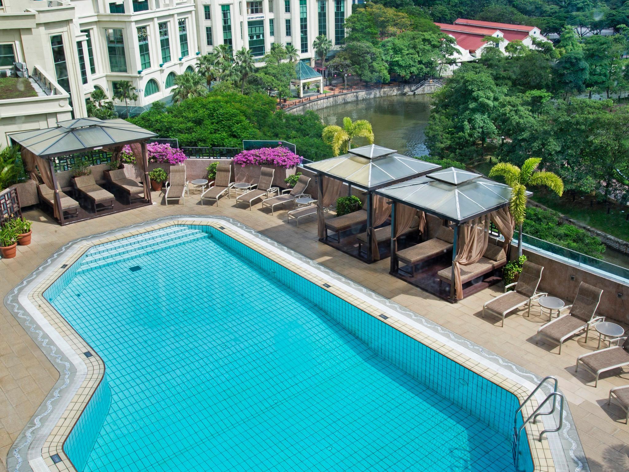 Four Points By Sheraton Singapore, Riverview Khách sạn 4*
